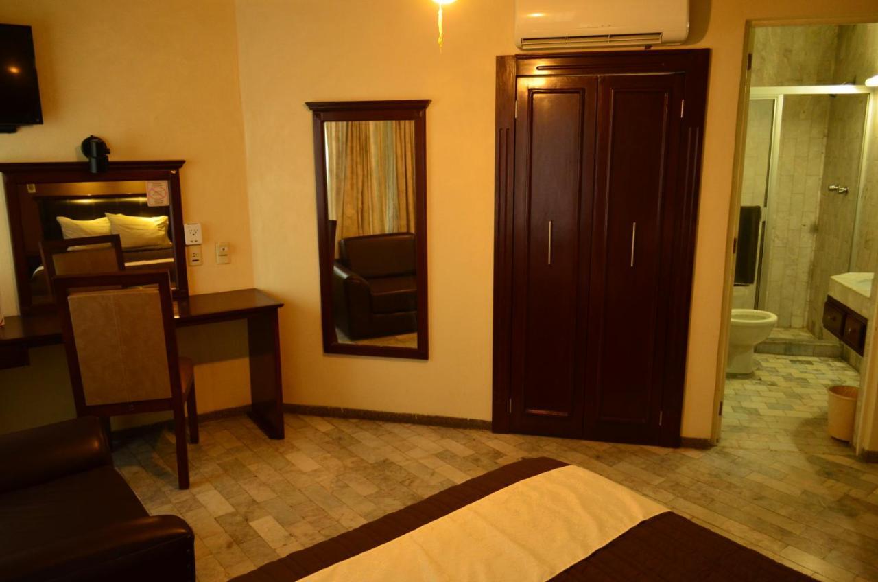 Hotel Flamingo Kristal Irapuato Luaran gambar