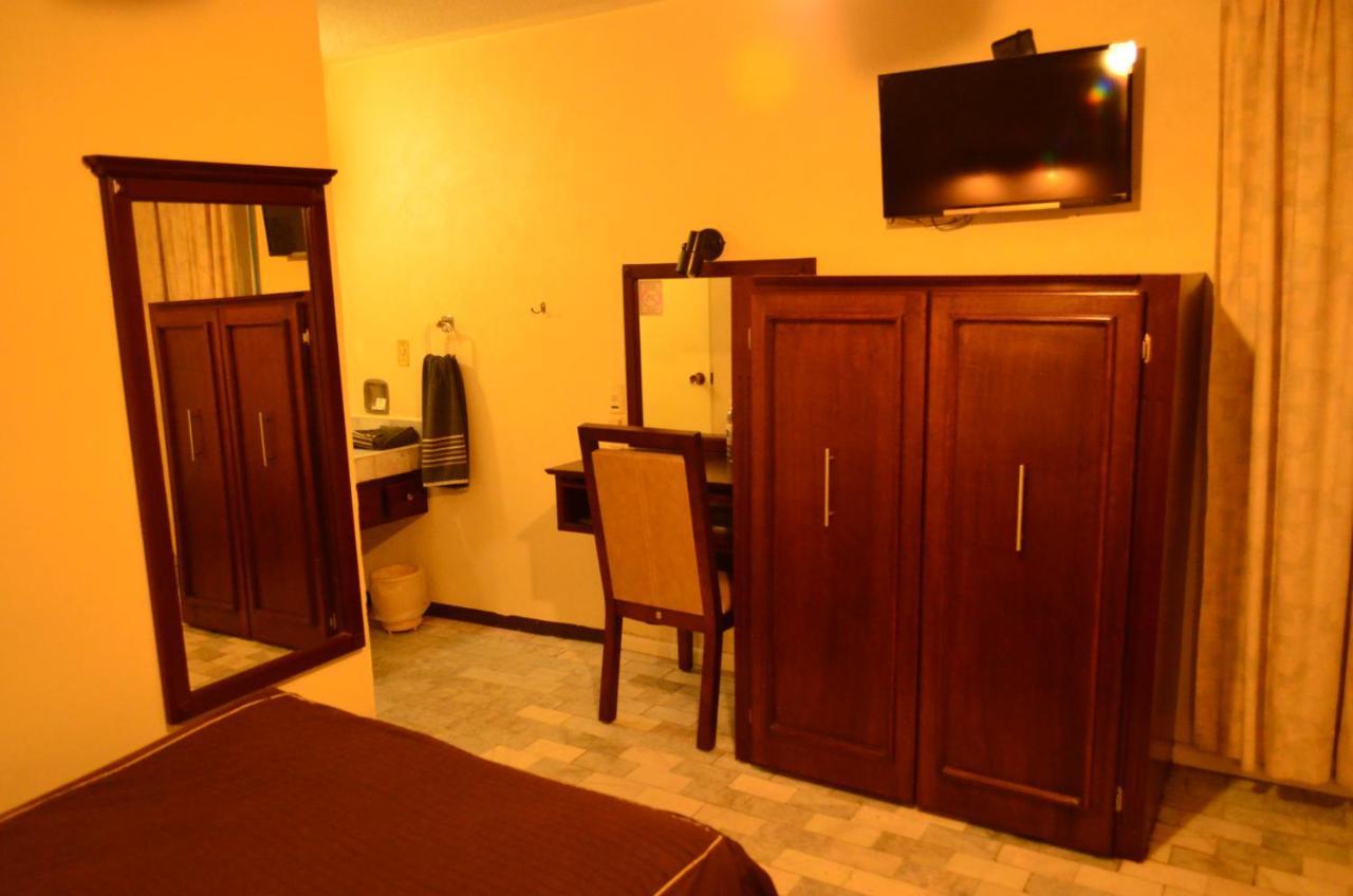 Hotel Flamingo Kristal Irapuato Luaran gambar