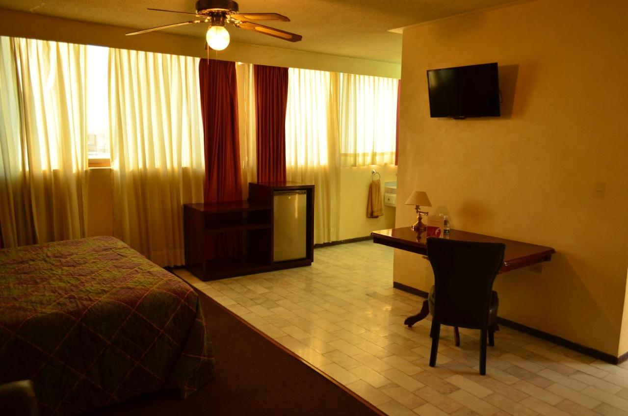 Hotel Flamingo Kristal Irapuato Luaran gambar