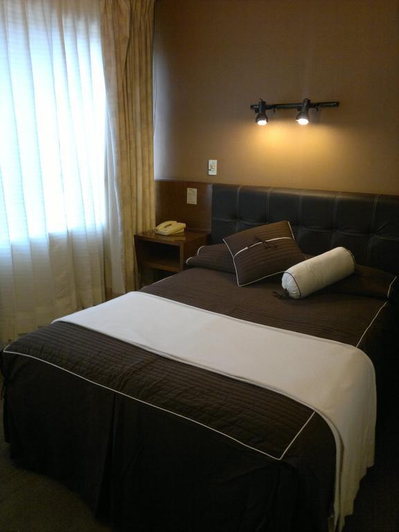 Hotel Flamingo Kristal Irapuato Bilik gambar