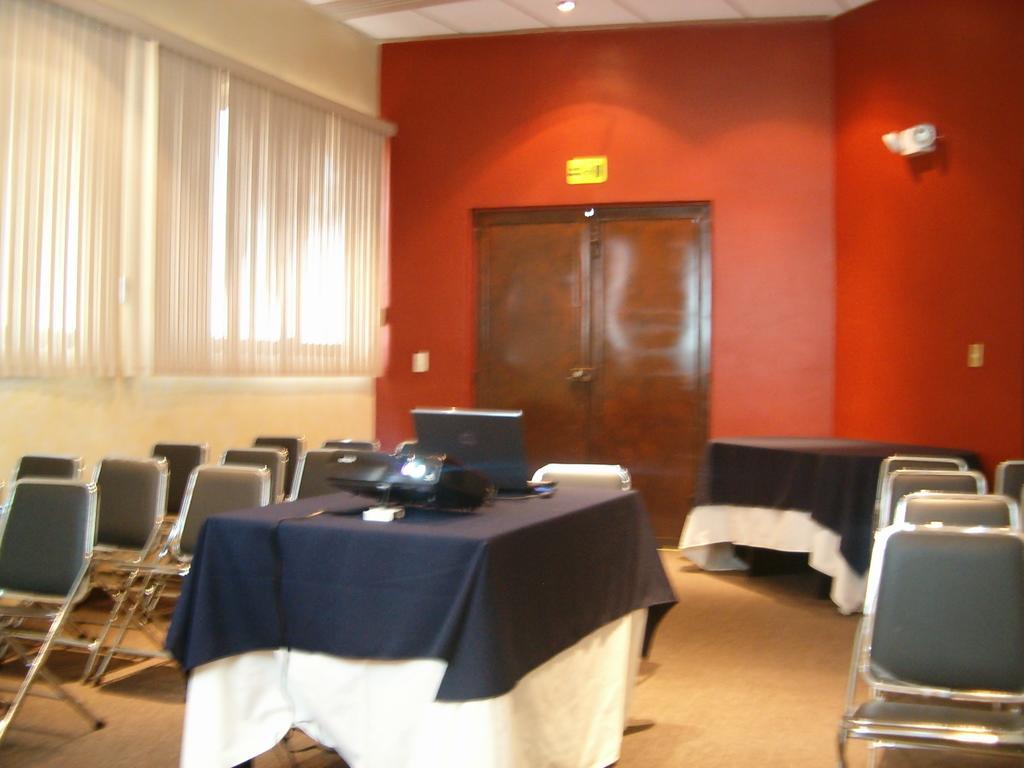 Hotel Flamingo Kristal Irapuato Luaran gambar