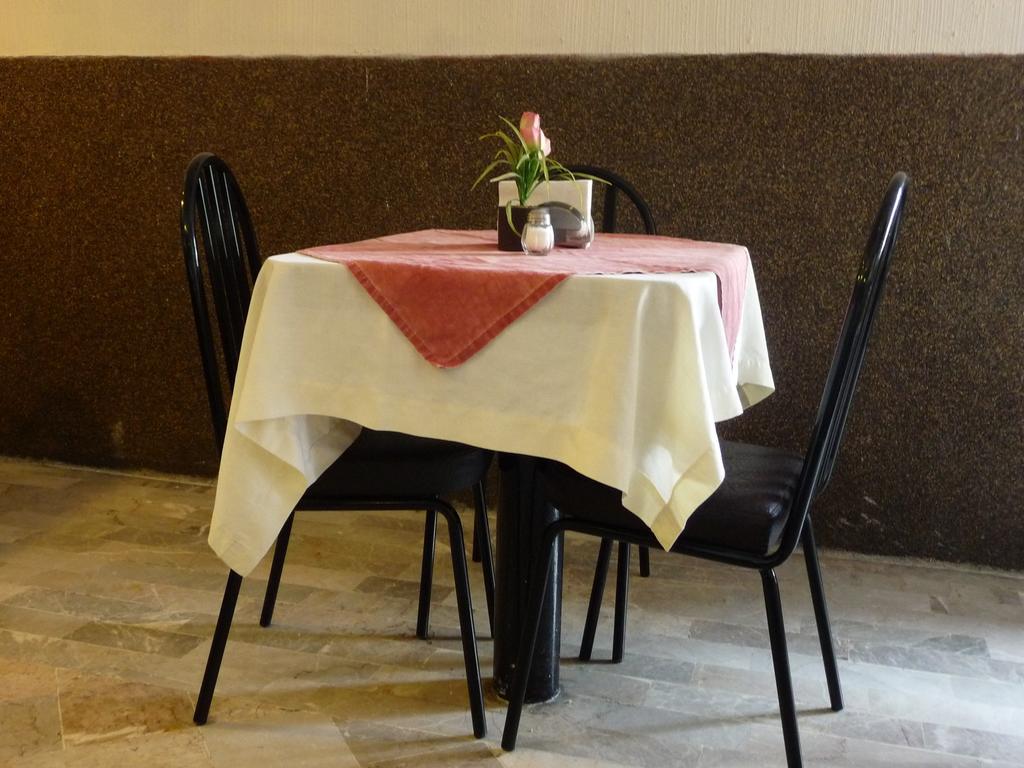 Hotel Flamingo Kristal Irapuato Luaran gambar