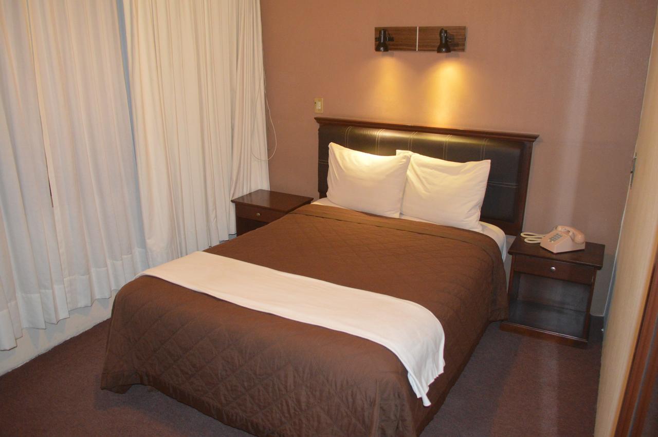 Hotel Flamingo Kristal Irapuato Luaran gambar